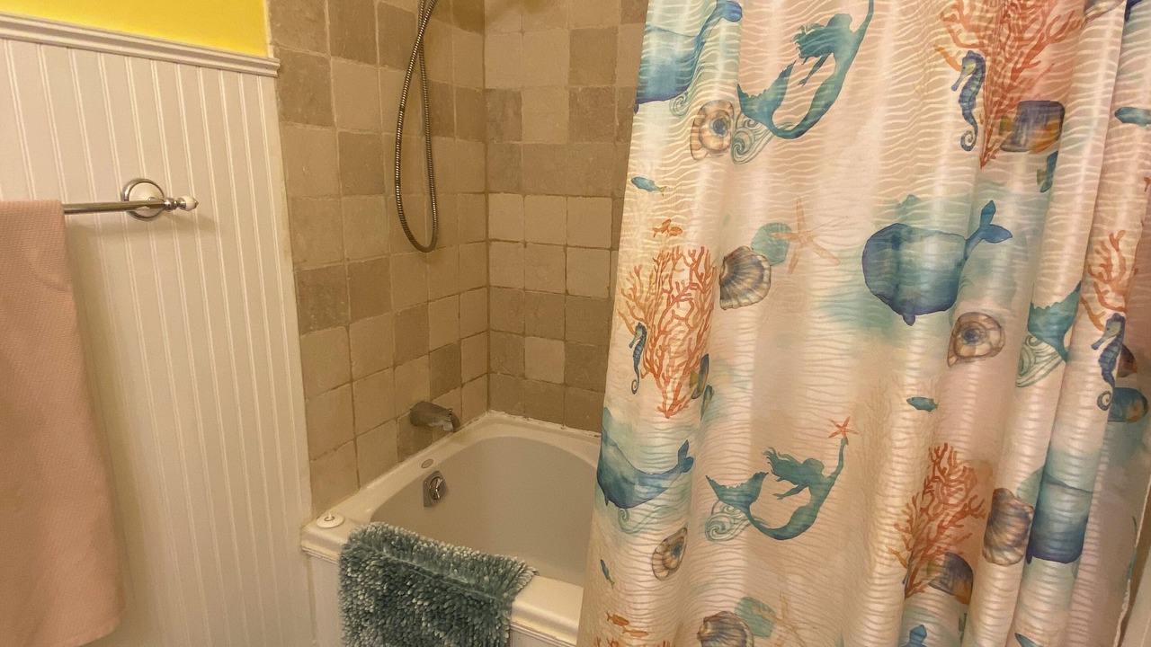 Photo of Bathroom in Long Beach