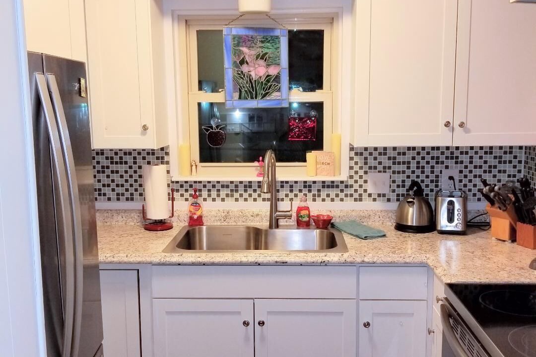 Photo of Kitchen in Jamaica Beach