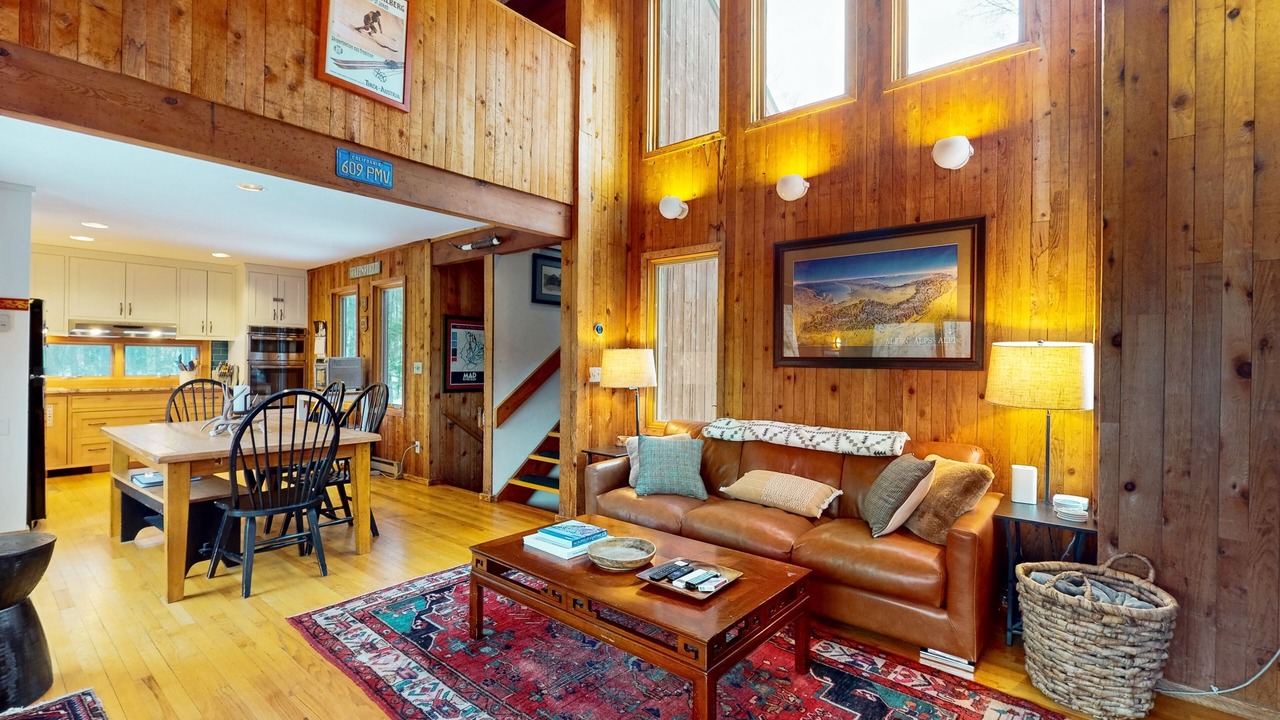 Photo of Livingroom in Waitsfield