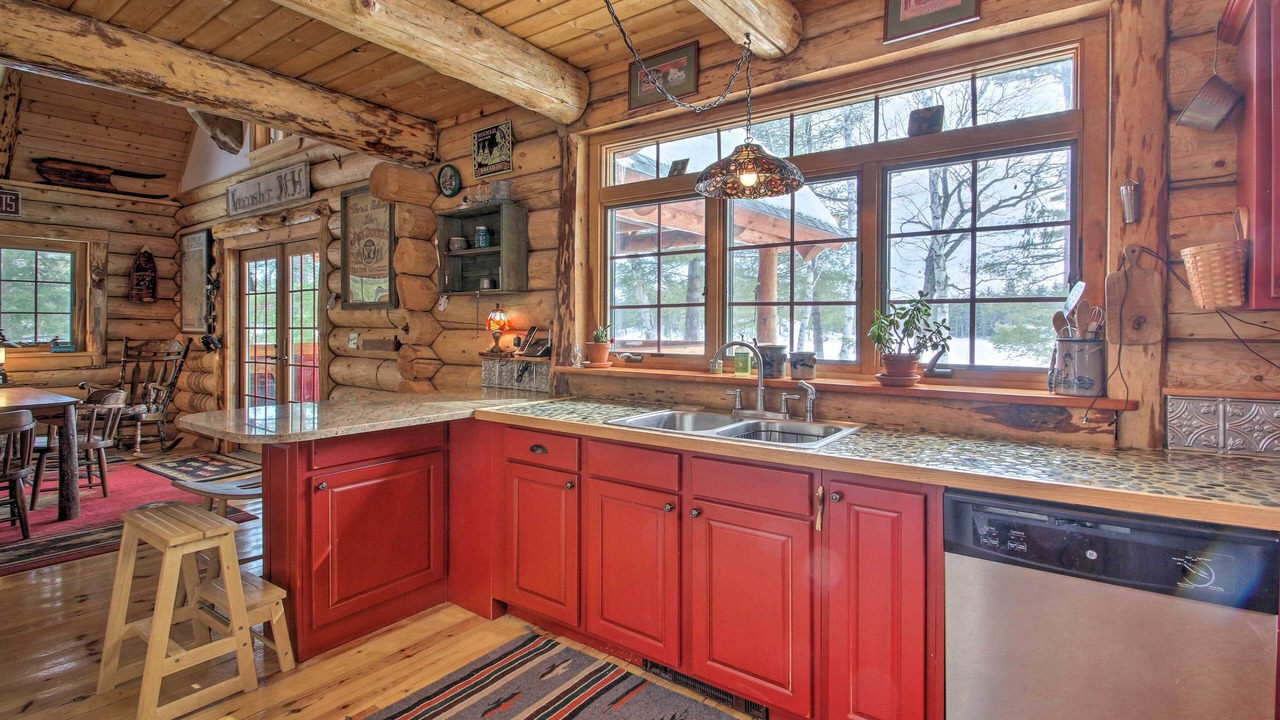 Photo of Kitchen in Center Conway