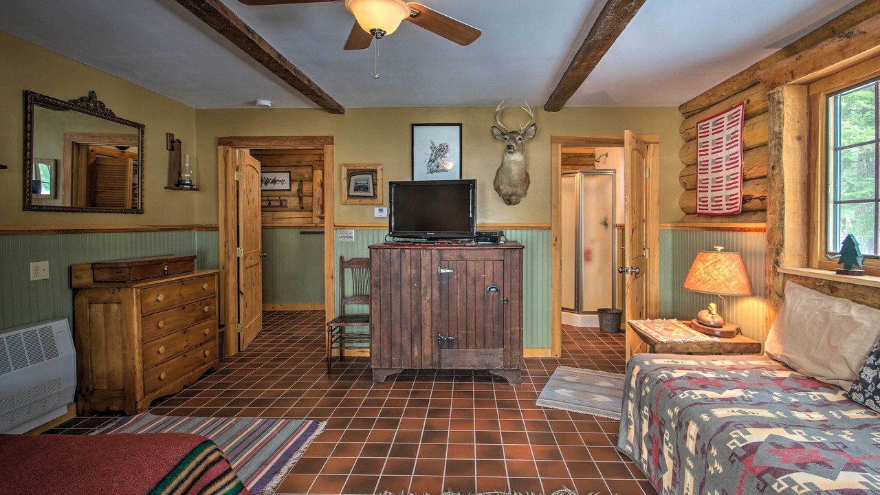 Photo of Bedroom in Center Conway