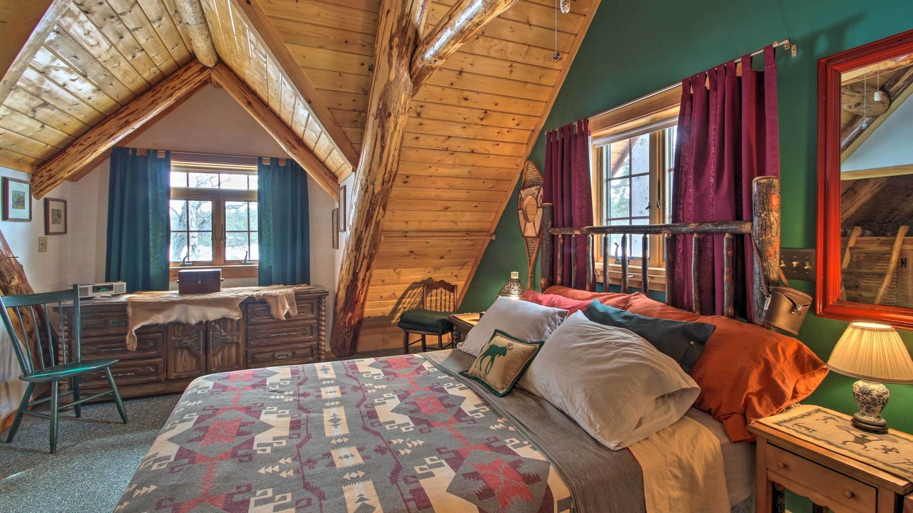 Photo of Bedroom in Center Conway