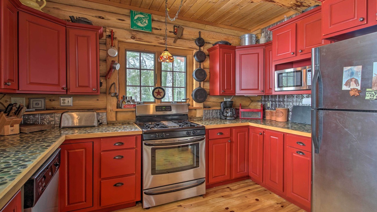 Photo of Kitchen in Center Conway