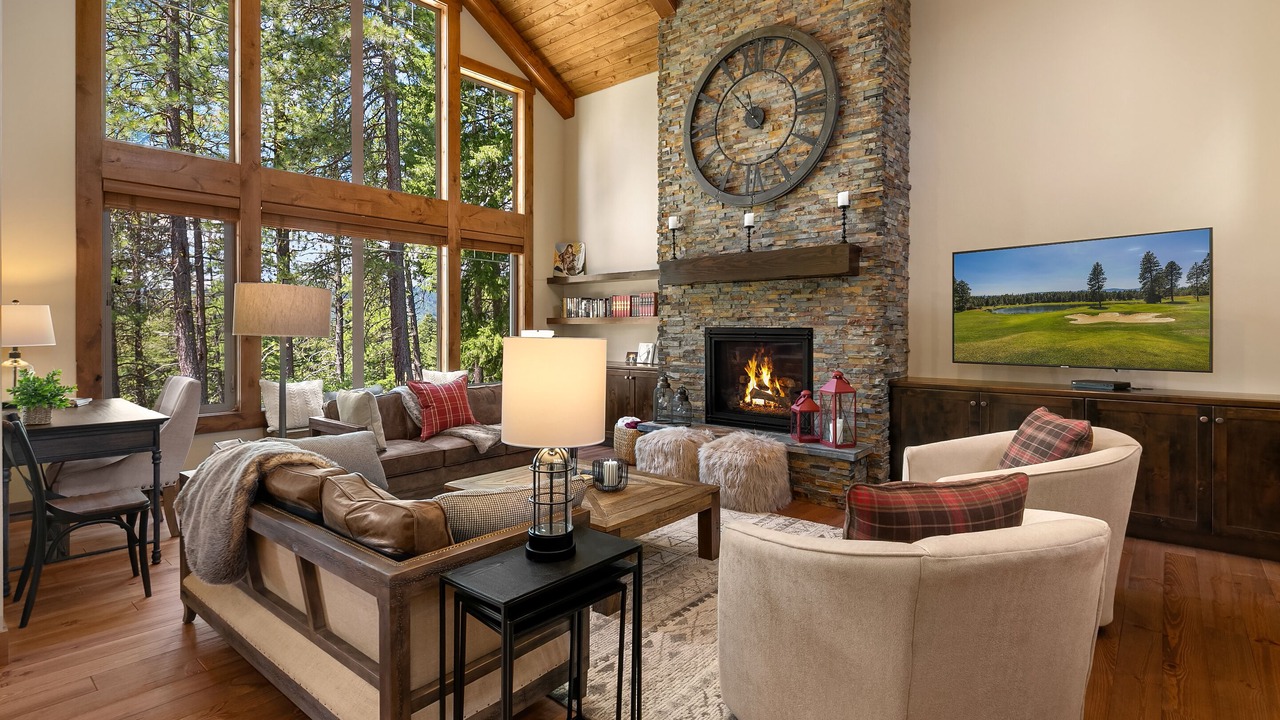 Photo of Livingroom in Cle Elum