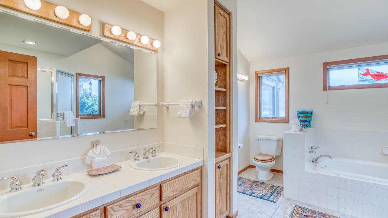 Photo of Bathroom in Seal Rock