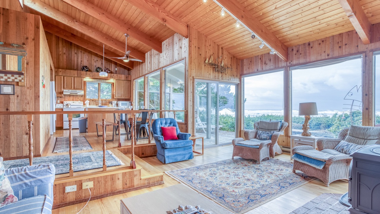 Photo of Livingroom in Seal Rock
