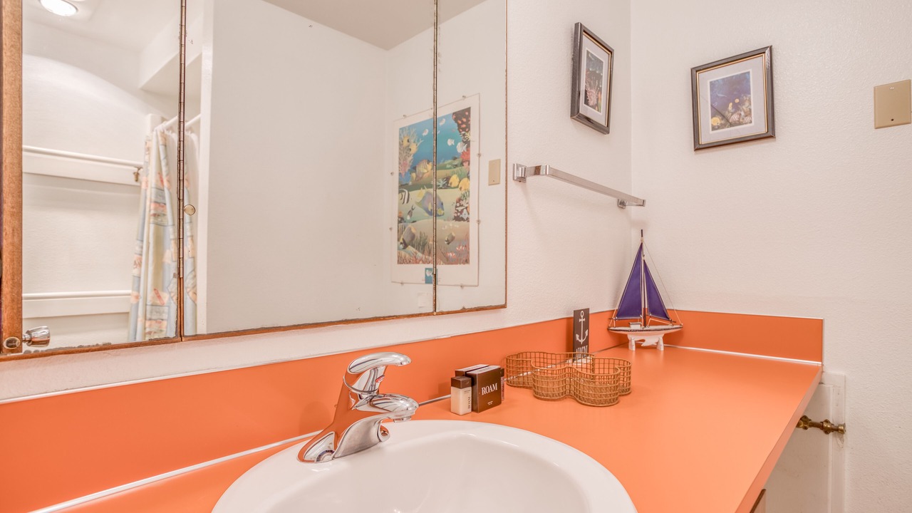 Photo of Bathroom in Sandpiper Village