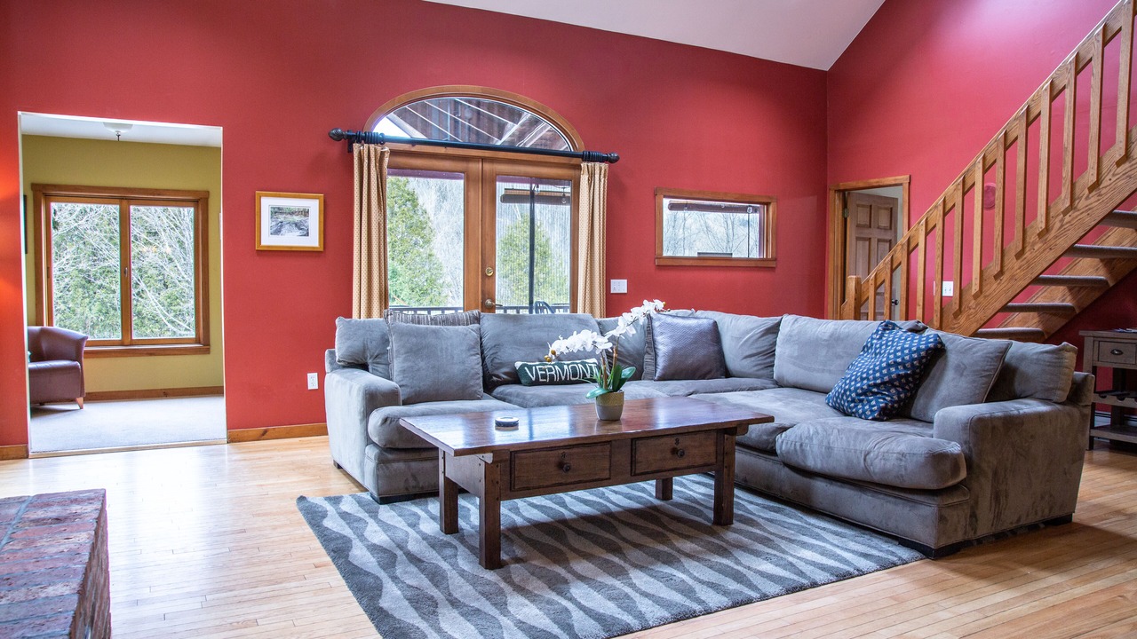 Photo of Livingroom in Warren