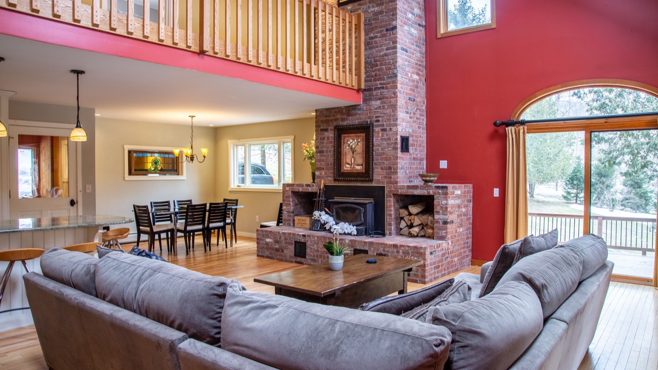 Photo of Livingroom in Warren