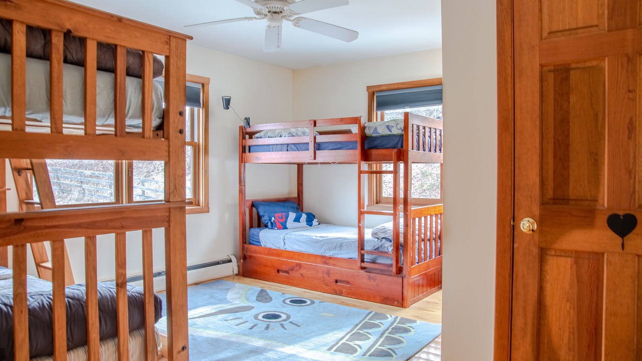 Photo of Bedroom in Warren