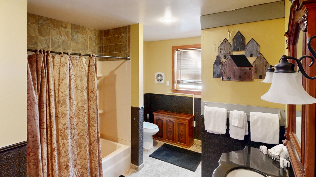 Photo of Bathroom in Londonderry