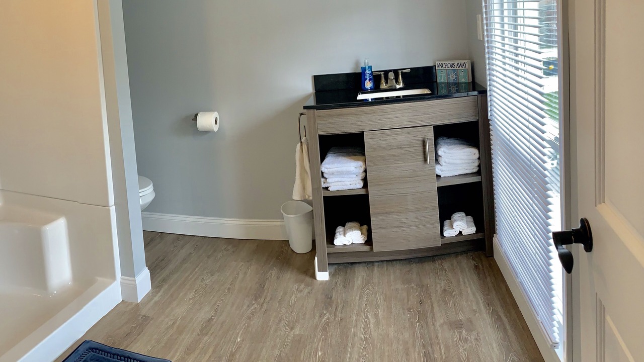 Photo of Bathroom in Watkins Glen