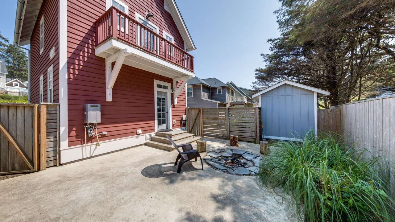 Photo of Patio Balcony in Olivia Beach