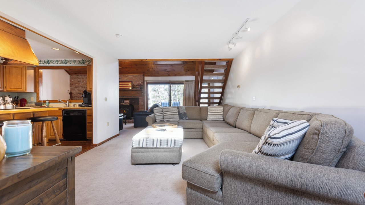 Photo of Livingroom in North Conway