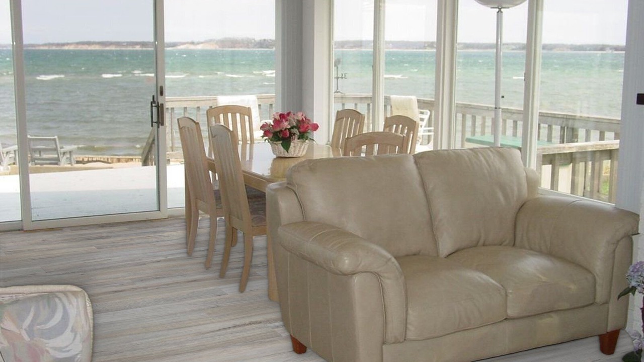Photo of Livingroom in Noyack