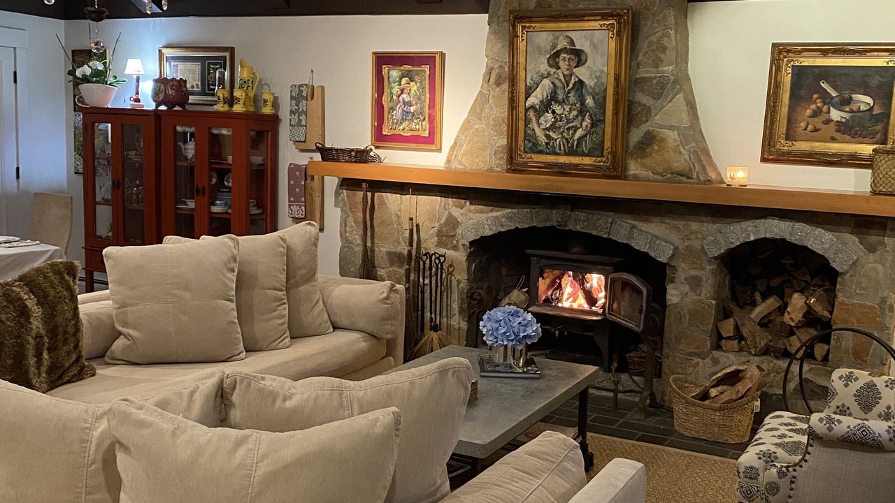 Photo of Livingroom in Town of Orangetown
