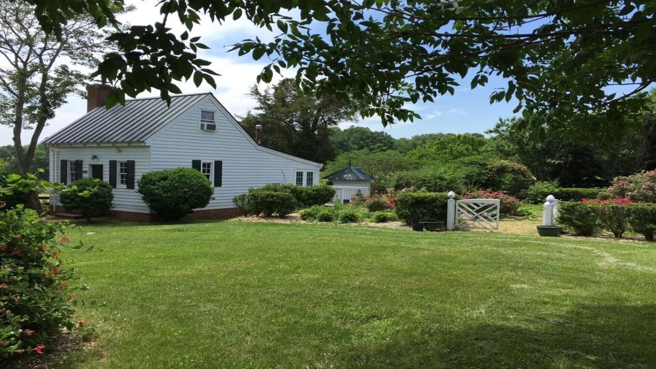 Photo of Outdoor in Cobham