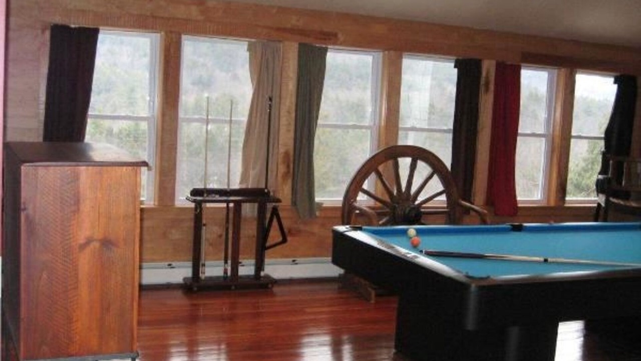 Photo of Bedroom in Hill
