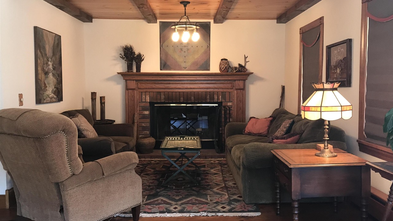 Photo of Livingroom in Bolton Landing