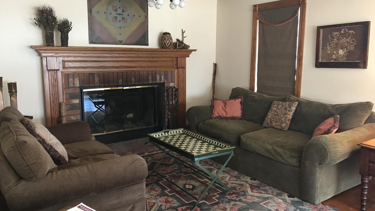 Photo of Livingroom in Bolton Landing