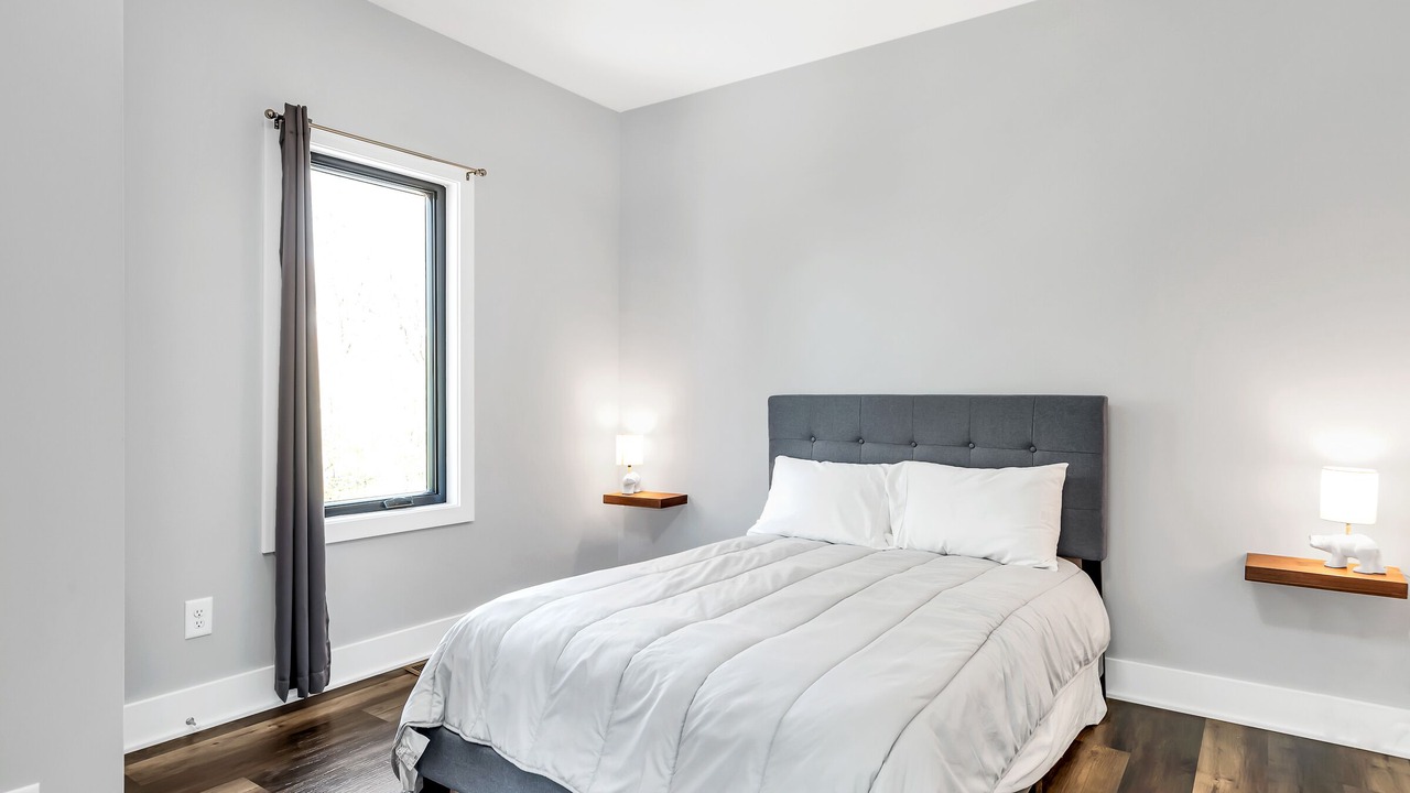 Photo of Bedroom in Home Park