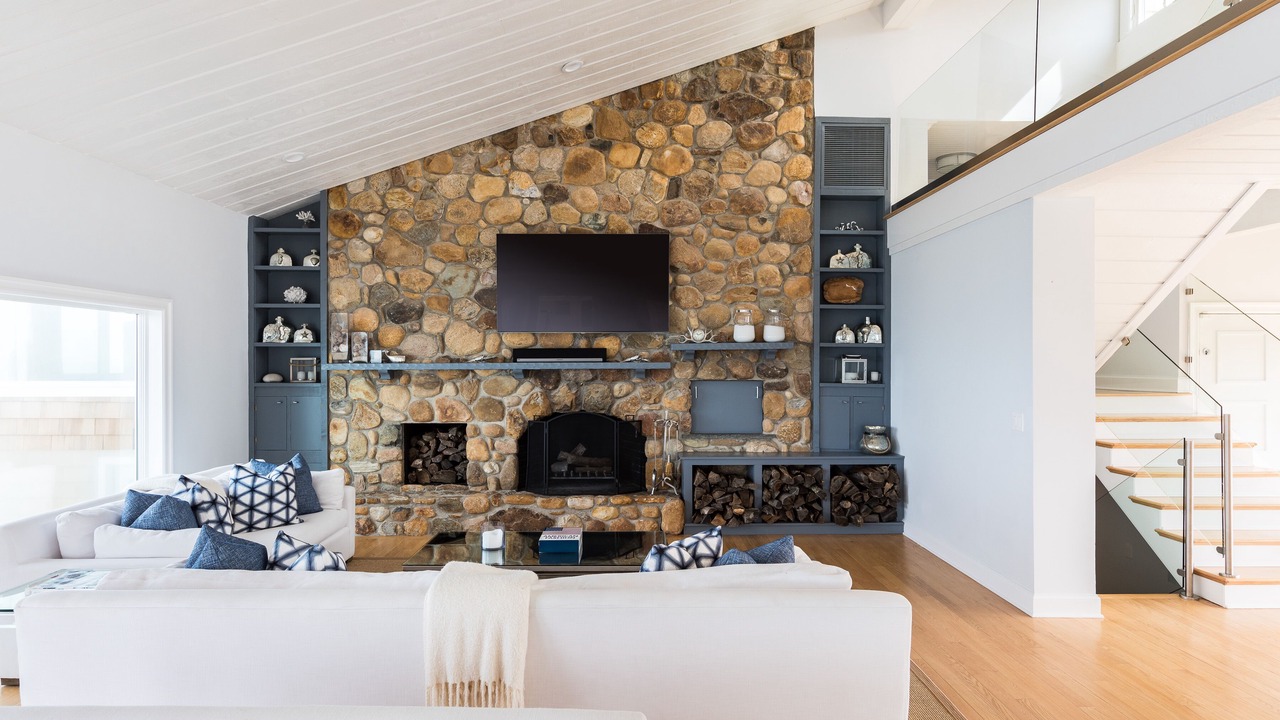 Photo of Livingroom in Culloden Shores