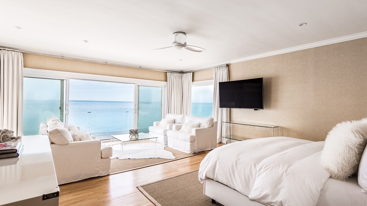 Photo of Bedroom in Culloden Shores