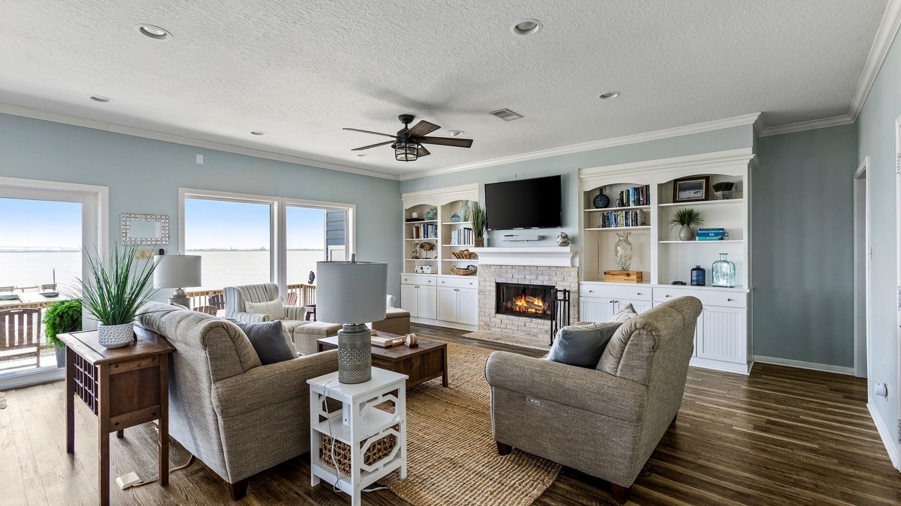 Photo of Livingroom in Surfside Beach