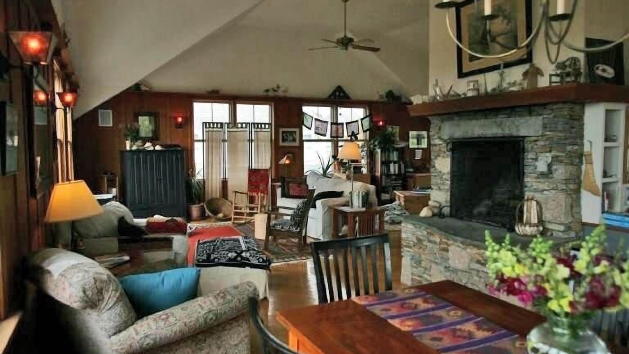 Photo of Livingroom in Eel Point