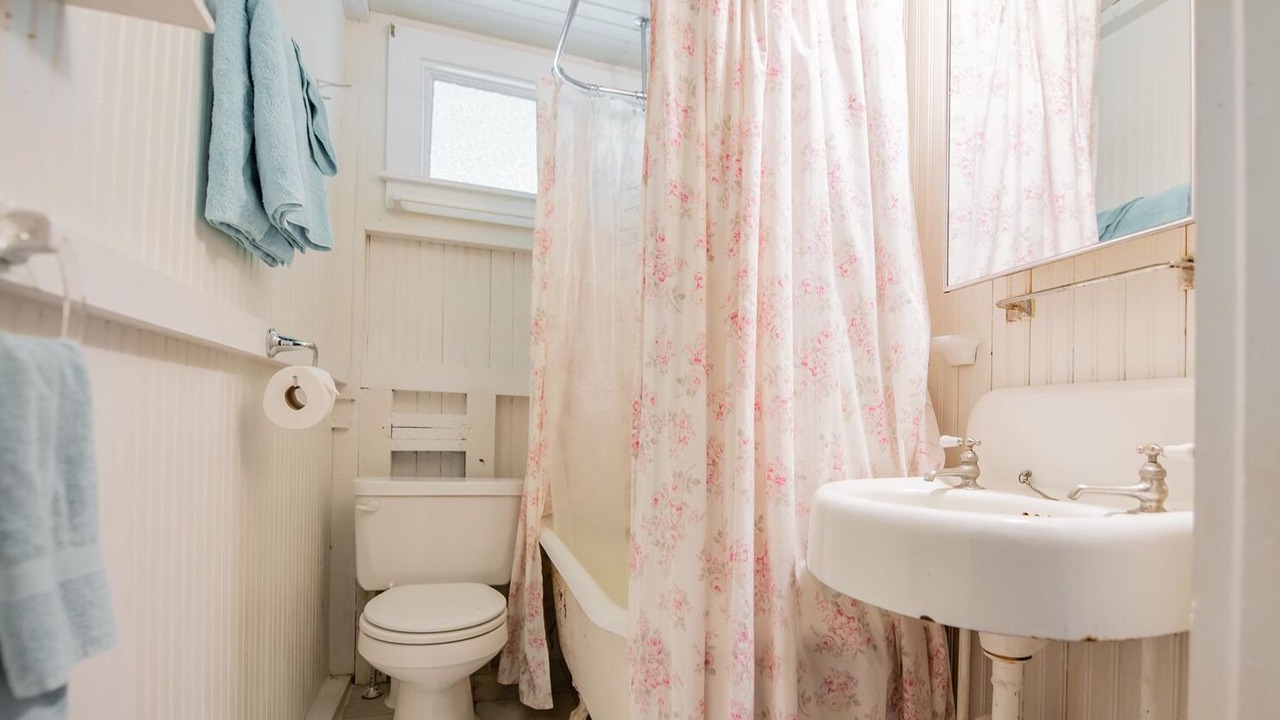 Photo of Bathroom in Eagles Mere