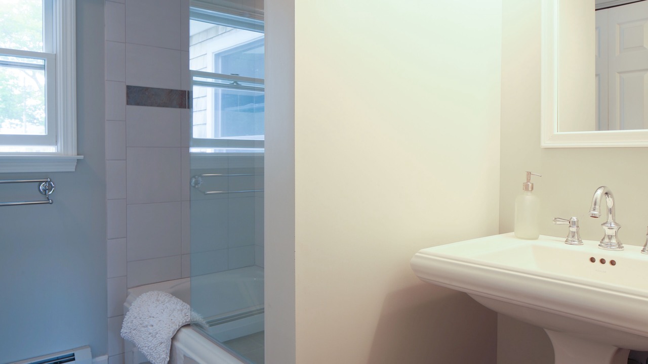 Photo of Bathroom in Cape Porpoise