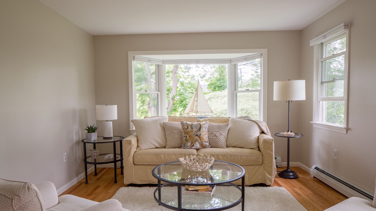 Photo of Livingroom in Cape Porpoise