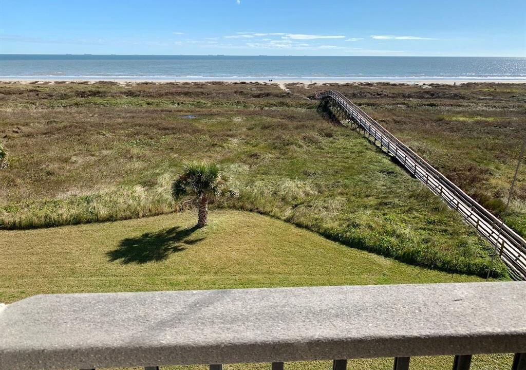 Photo of Patio Balcony in Galveston