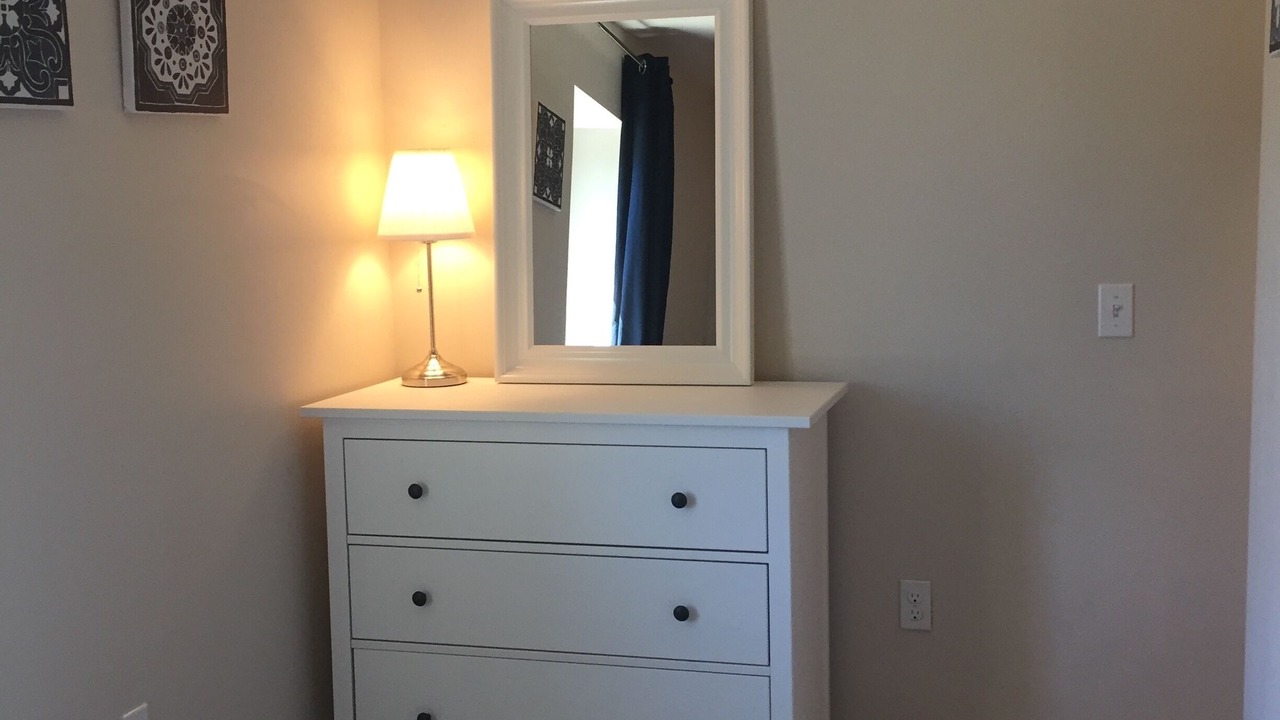Photo of Bedroom in Troy