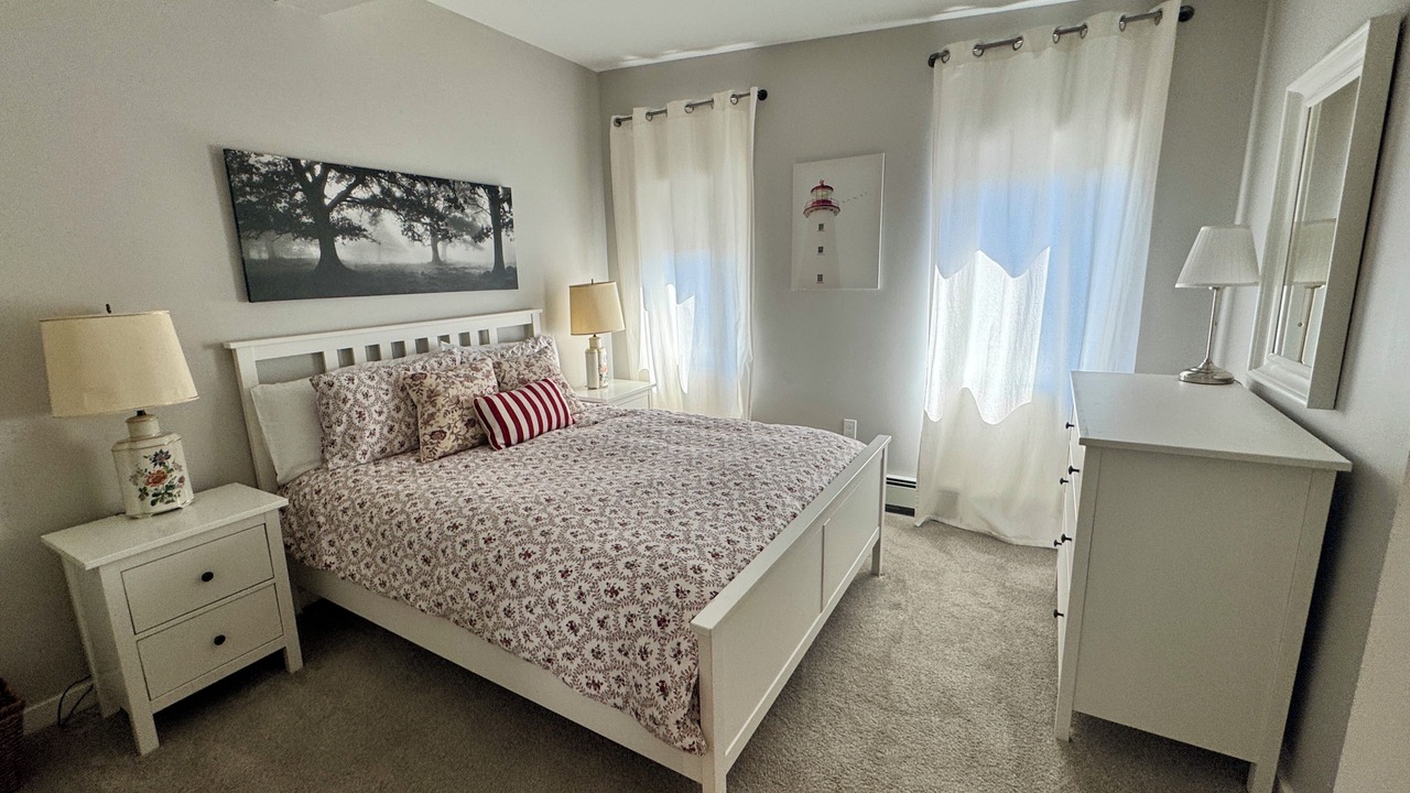Photo of Bedroom in Troy