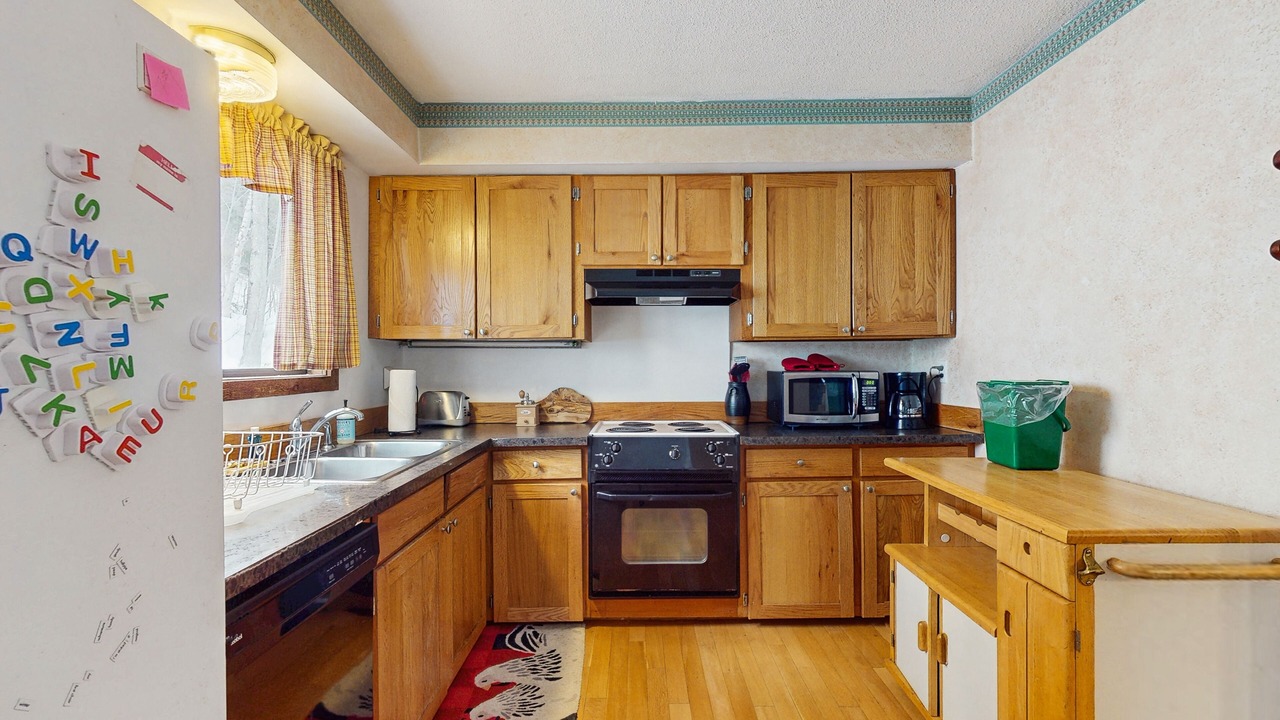 Photo of Kitchen in Warren