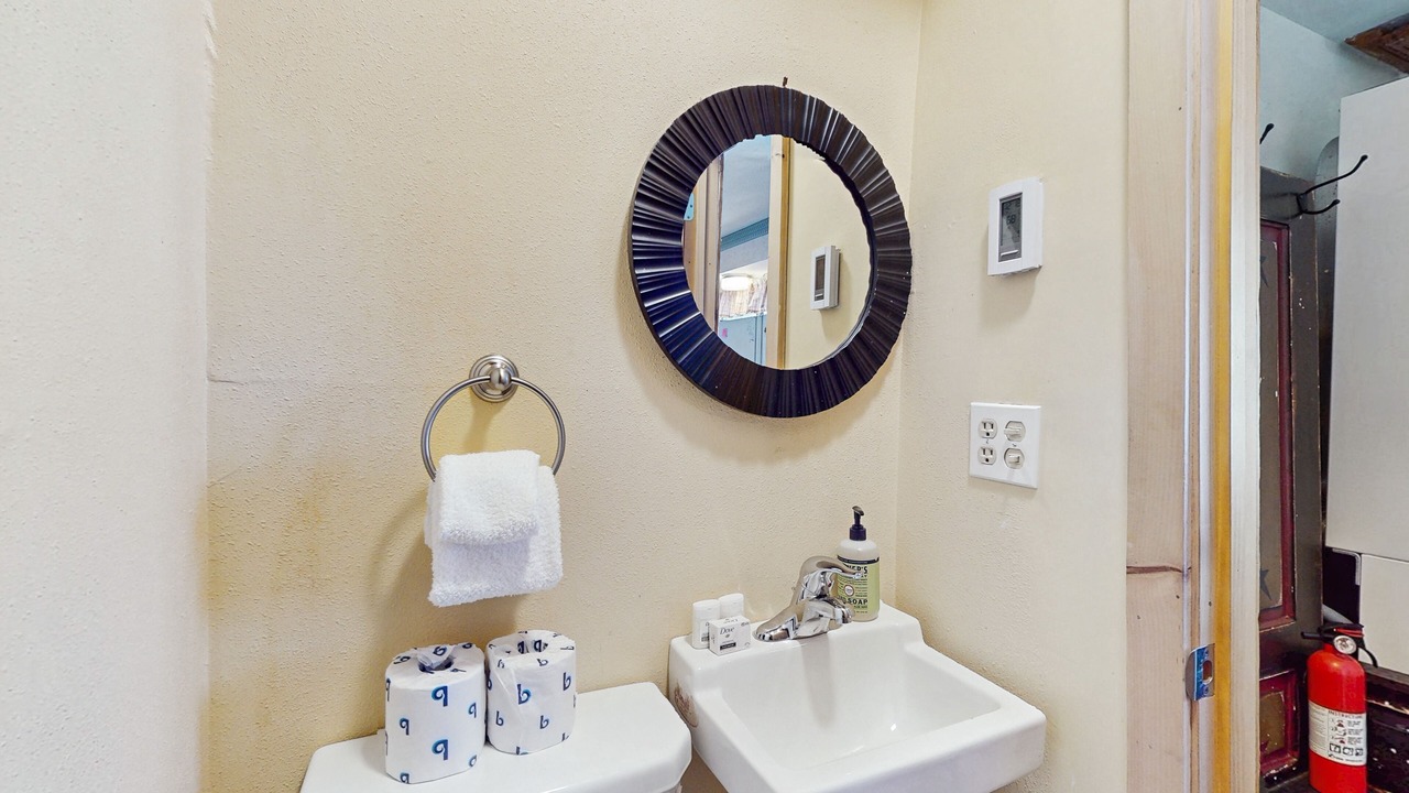 Photo of Bathroom in Warren
