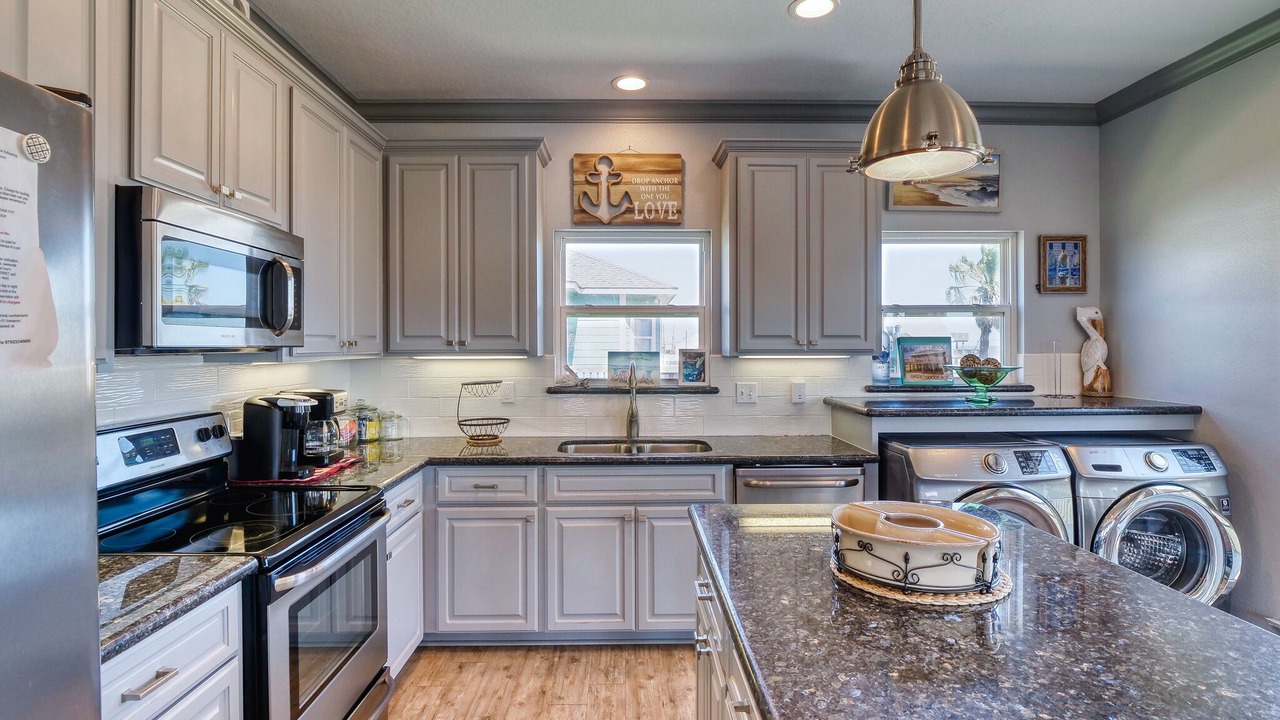 Photo of Kitchen in Surfside Beach