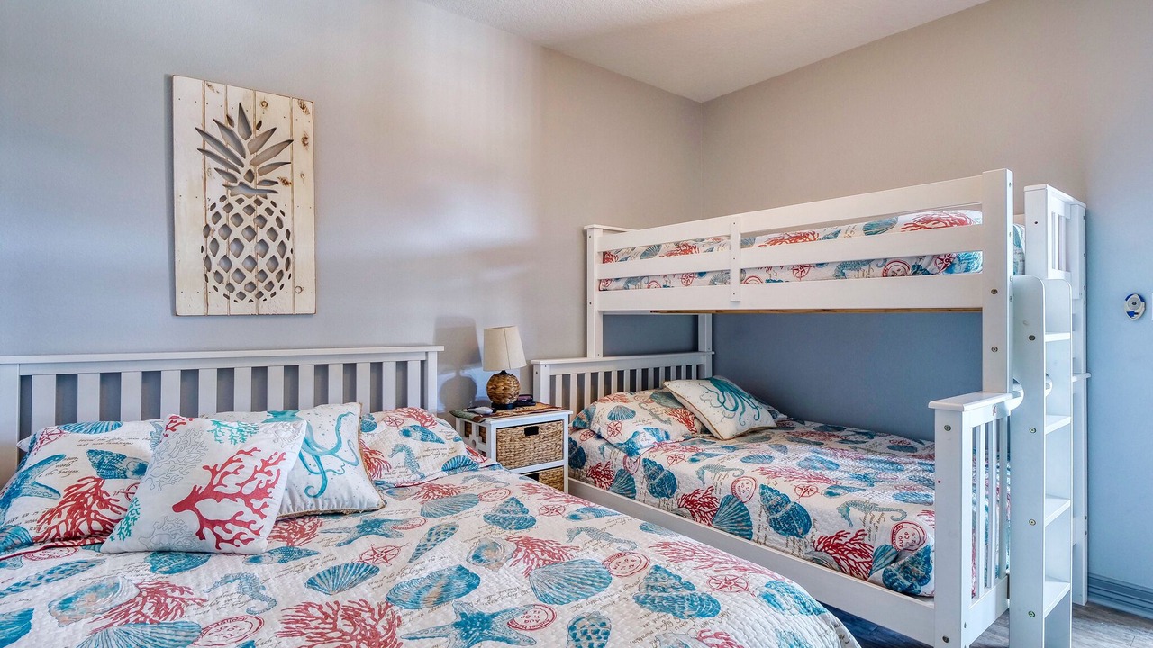 Photo of Bedroom in Surfside Beach