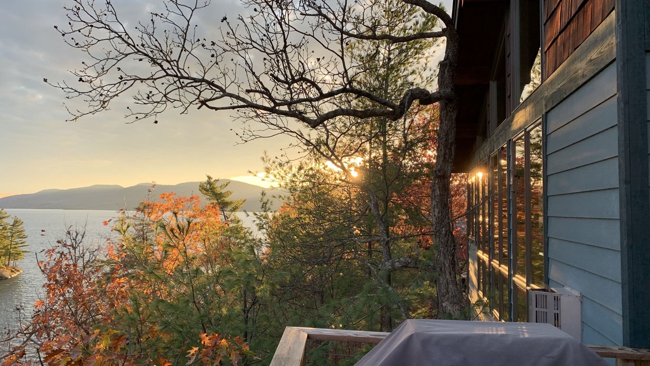 Photo of Outdoor in Putnam Station