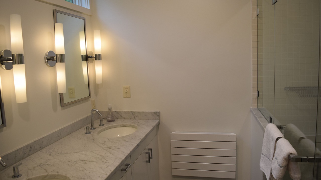 Photo of Bathroom in Williamstown