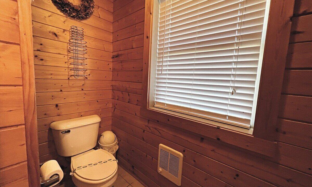 Photo of Bathroom in Laurel Springs