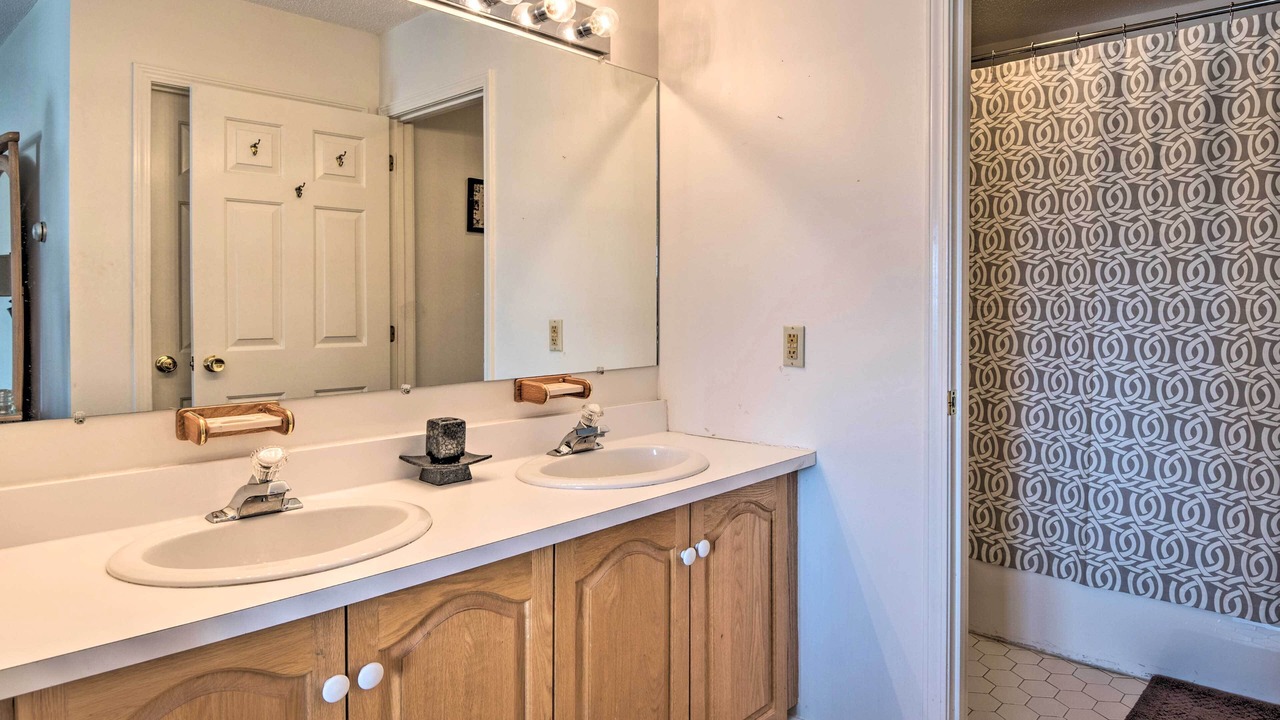 Photo of Bathroom in East Burke
