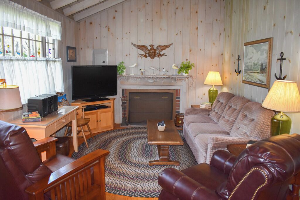 Photo of Livingroom in Dennis Port