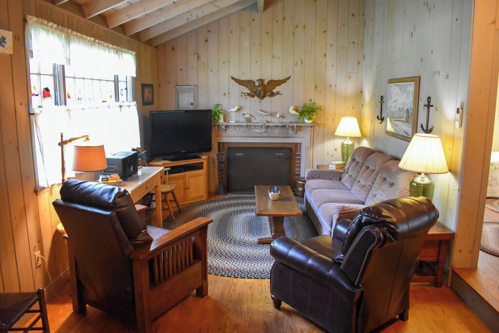 Photo of Livingroom in Dennis Port