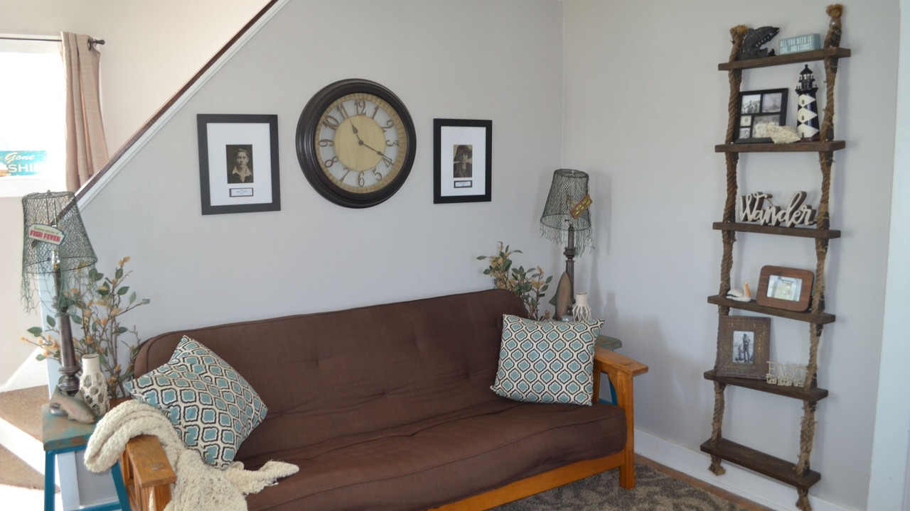 Photo of Livingroom in Lakewood