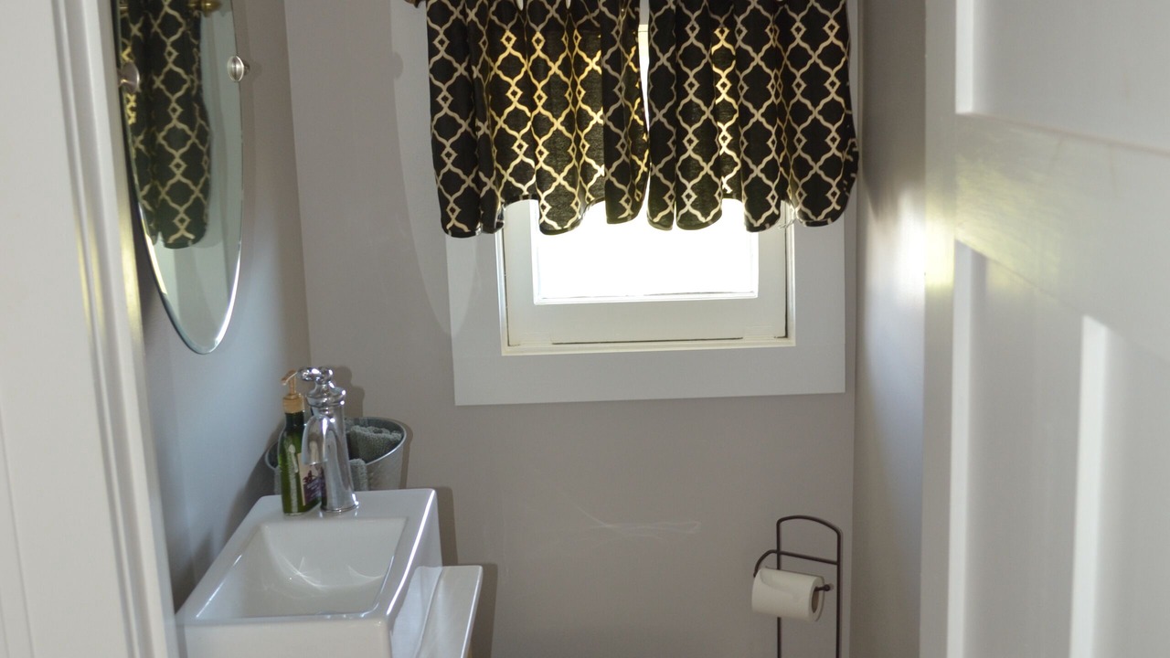 Photo of Bathroom in Lakewood