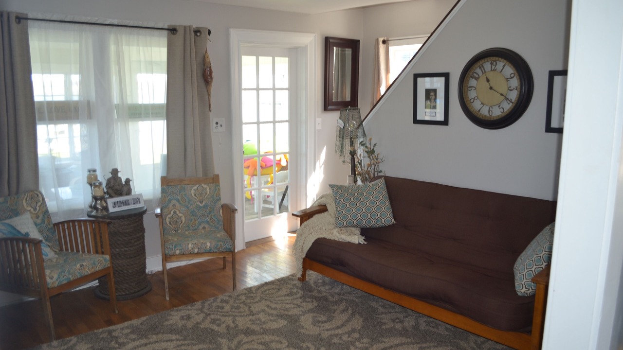 Photo of Livingroom in Lakewood