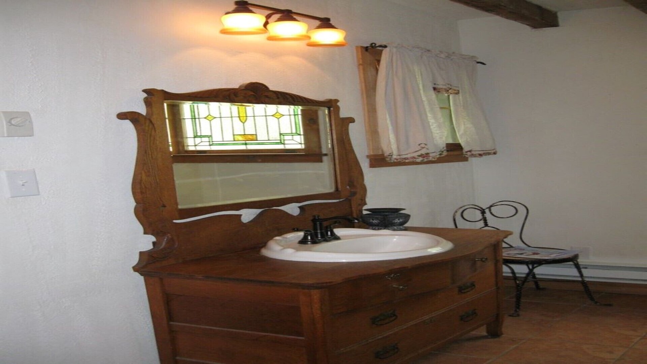 Photo of Bathroom in Luray