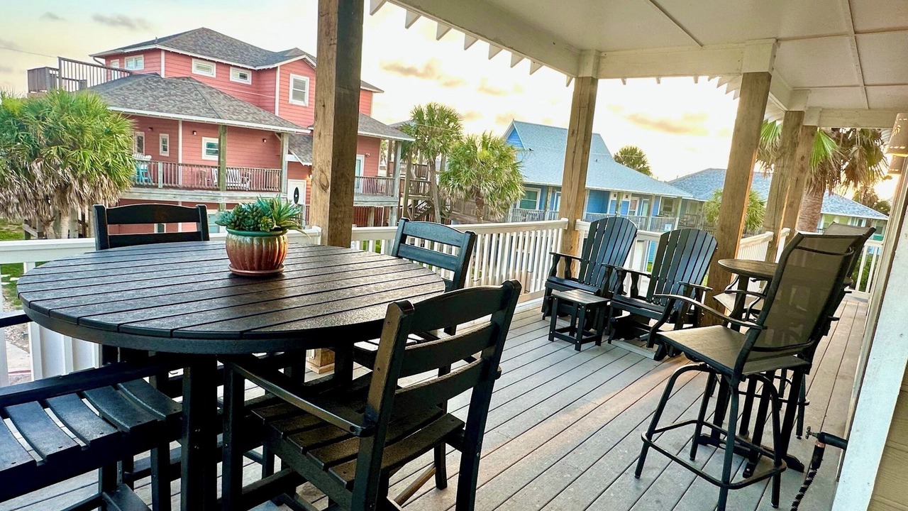 Photo of Patio Balcony in Sand Point